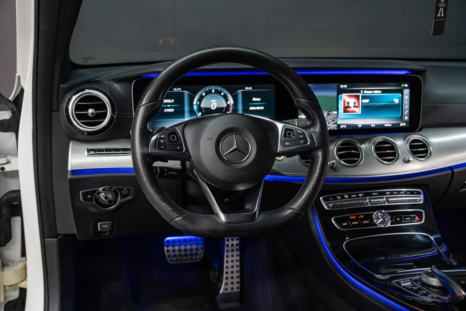 Mercedes-Benz E 220 BRABUS OPTIK /HEAD-UP/MULTIBEAM/WIDESCREEN/9G/ | Mobile.bg � ����������� 10