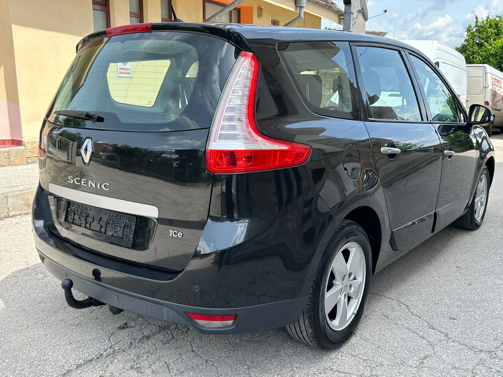 Renault Grand scenic 1.4TCe 131k.c., снимка 5 - Автомобили и джипове - 54670639