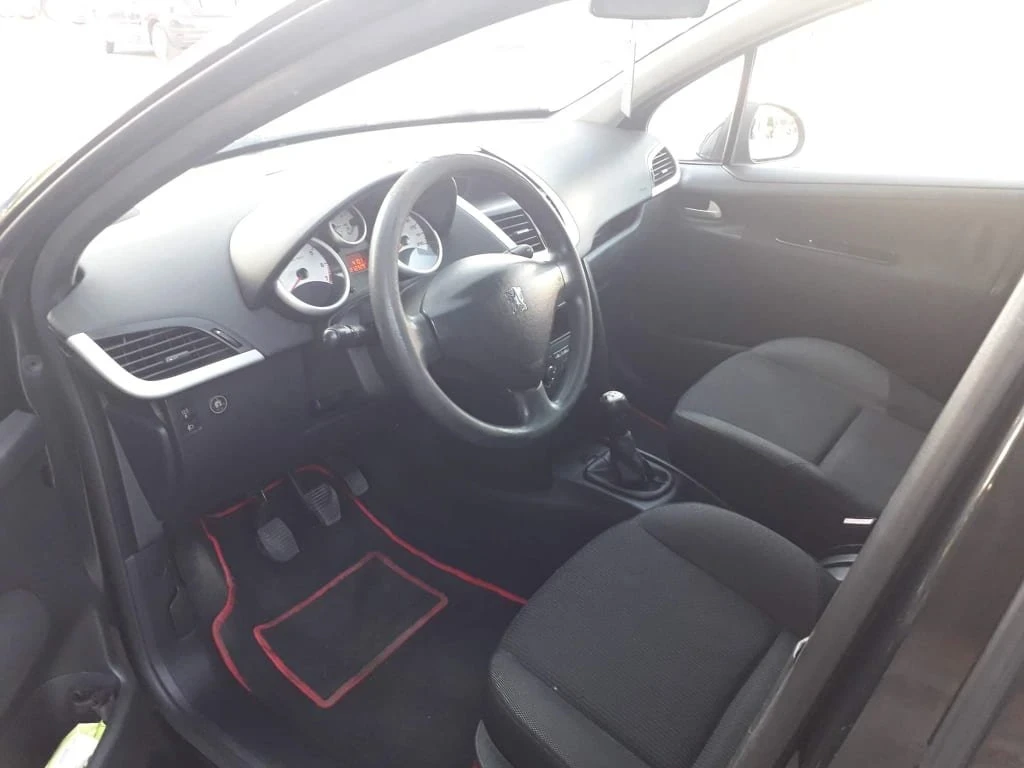 Peugeot 207 1.4 газ/бензин , снимка 7 - Автомобили и джипове - 54808882