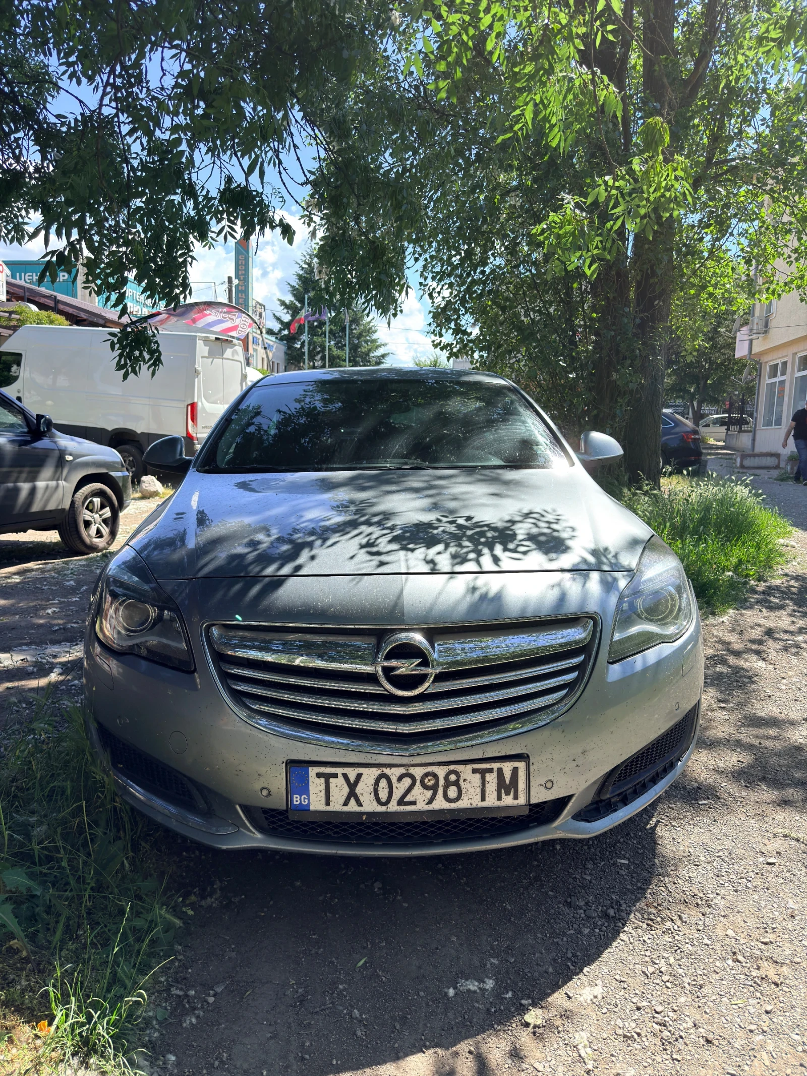 Opel Insignia, снимка 2 - Автомобили и джипове - 54864280