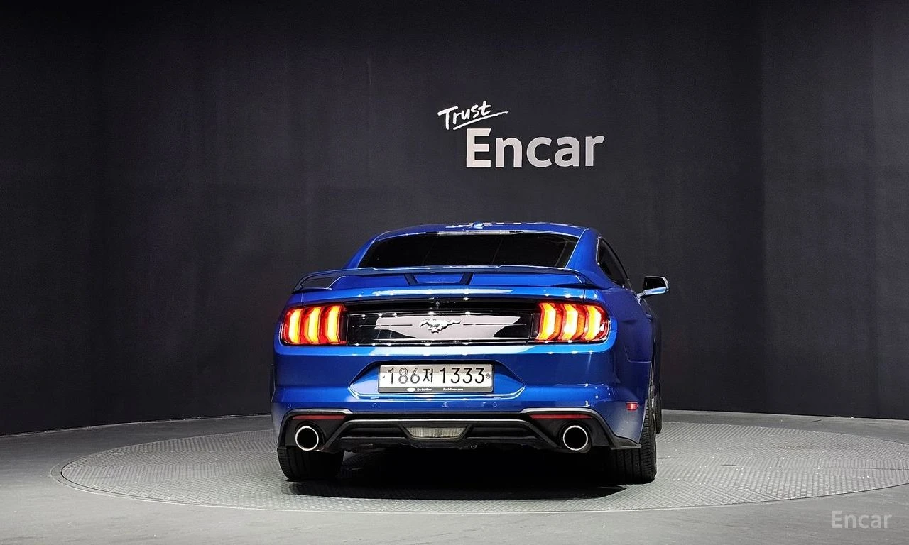 Ford Mustang 2.3 Eco Boost FACE* КОЖА* NAVI* ПОДГРЕВ* ОБДУХВАНЕ, снимка 4 - Автомобили и джипове - 55046271
