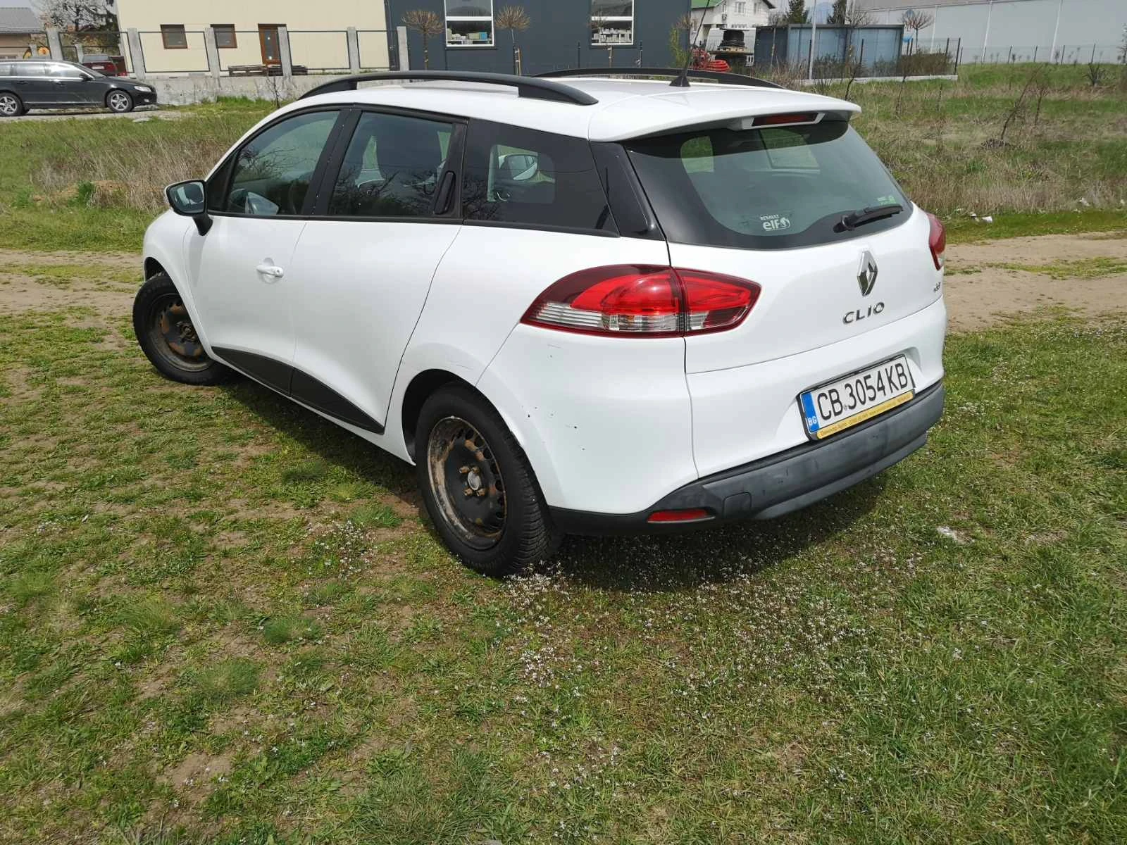 Renault Clio IV, снимка 2 - Автомобили и джипове - 55983023