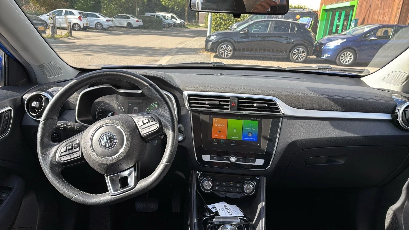 Mg ZS EV Очакван внос, снимка 11 - Автомобили и джипове - 56206359