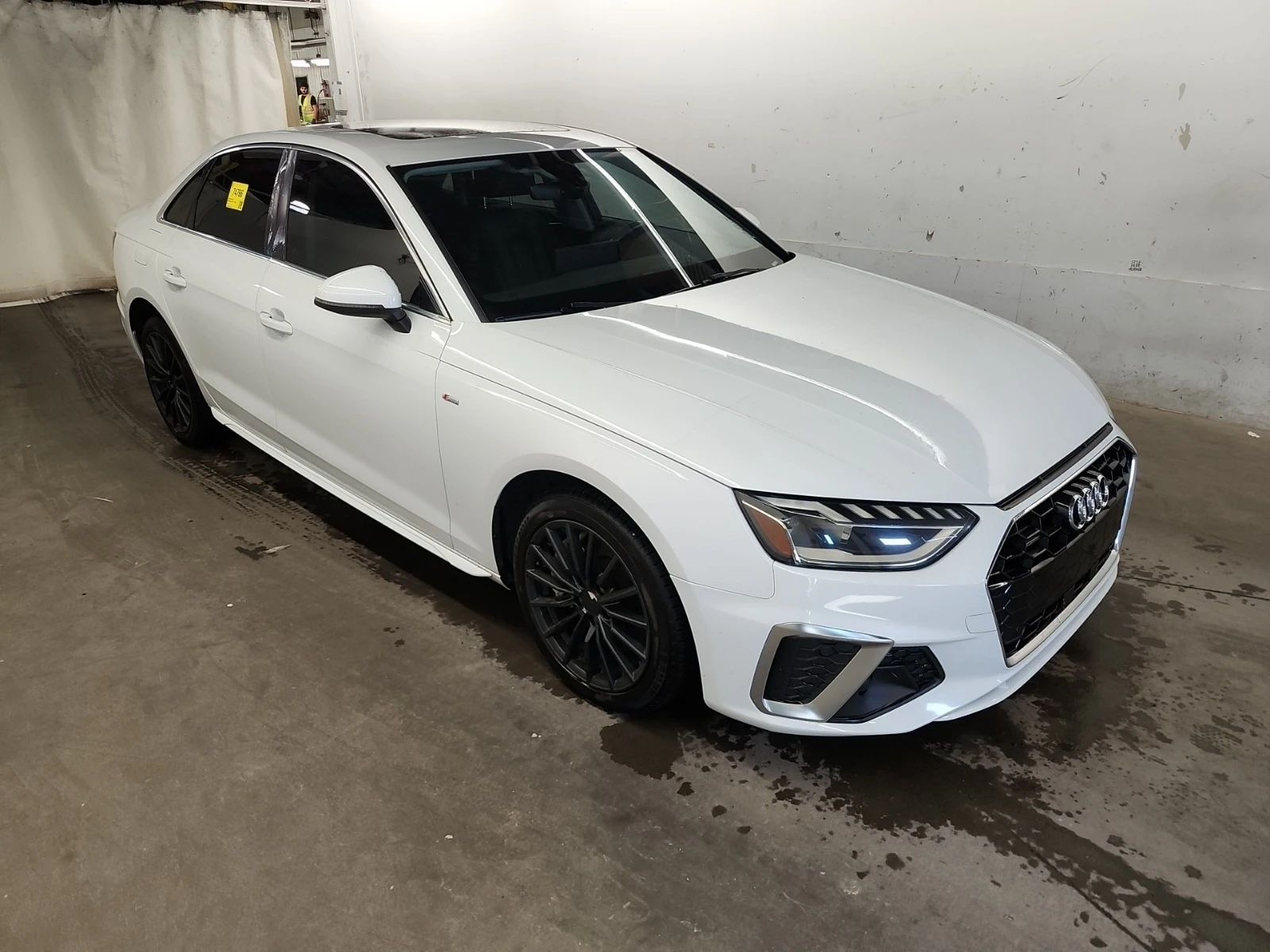 Audi A4 QUATTRO * PREMIUM PLUS * CARFAX * БЕЗ ИНЦИДЕНТИ, снимка 2 - Автомобили и джипове - 56294486