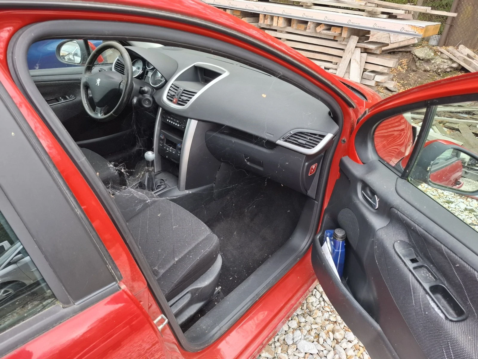 Peugeot 207, снимка 4 - Автомобили и джипове - 56628489