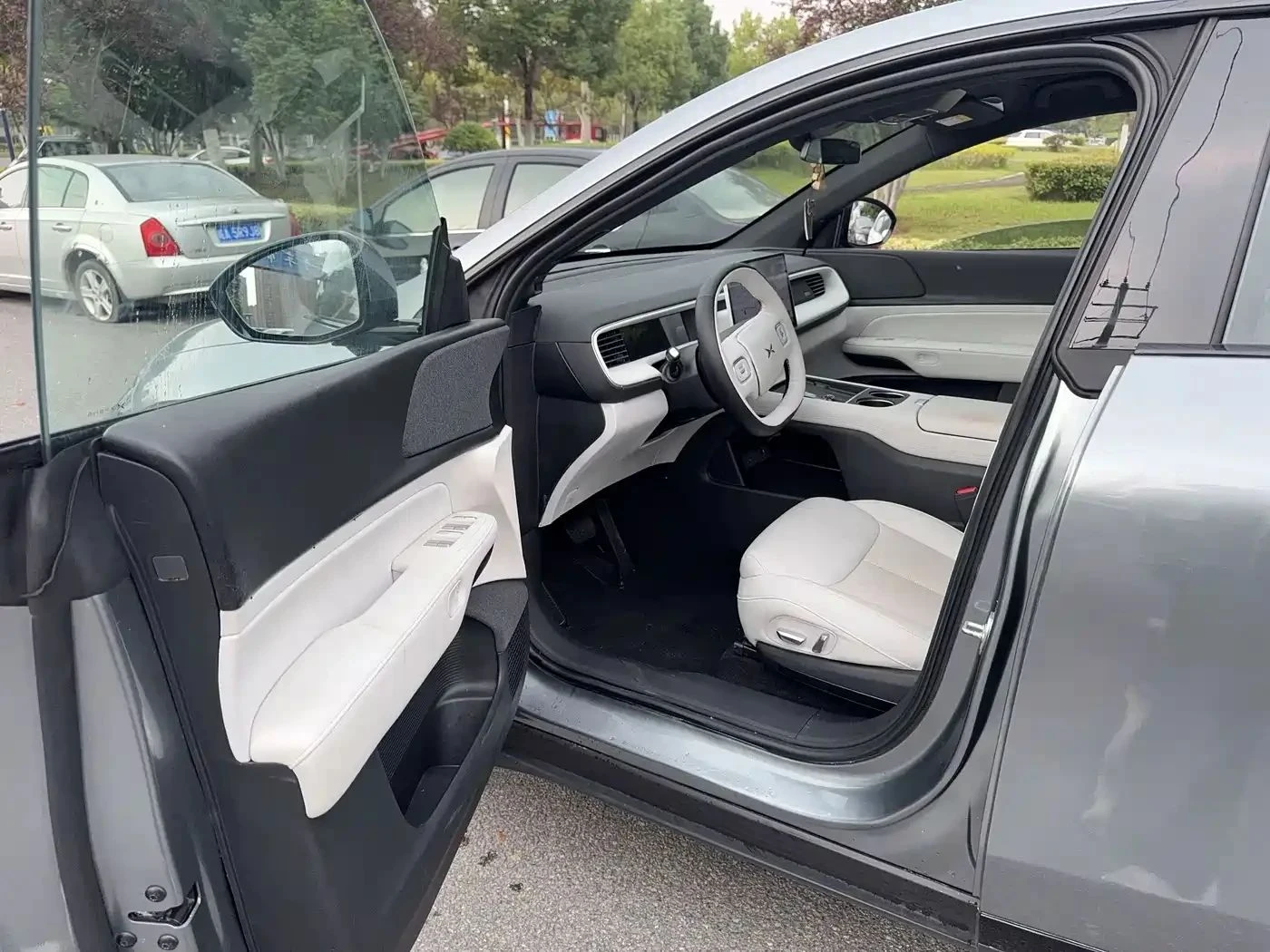 Xpeng G6, снимка 7 - Автомобили и джипове - 56690015