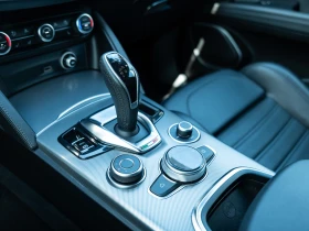 Alfa Romeo Stelvio Veloce Q4 - 59000 лв. - 64160722 13