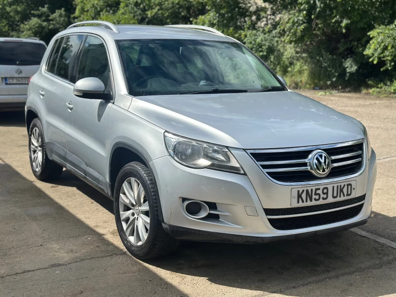VW Tiguan 2.0tdi 140 CBA, снимка 4 - Автомобили и джипове - 51899777