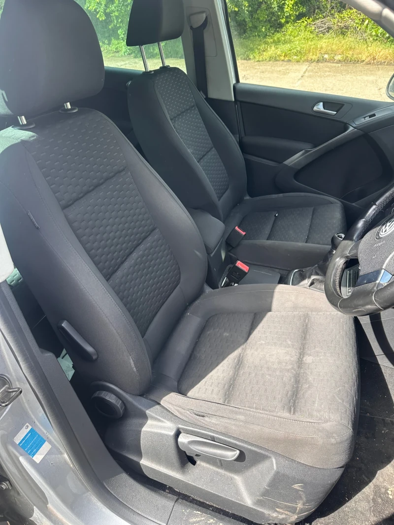 VW Tiguan 2.0tdi 140 CBA, снимка 6 - Автомобили и джипове - 51899777