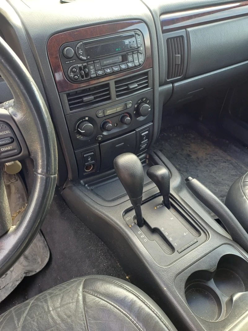 Jeep Grand cherokee, снимка 5 - Автомобили и джипове - 53102274