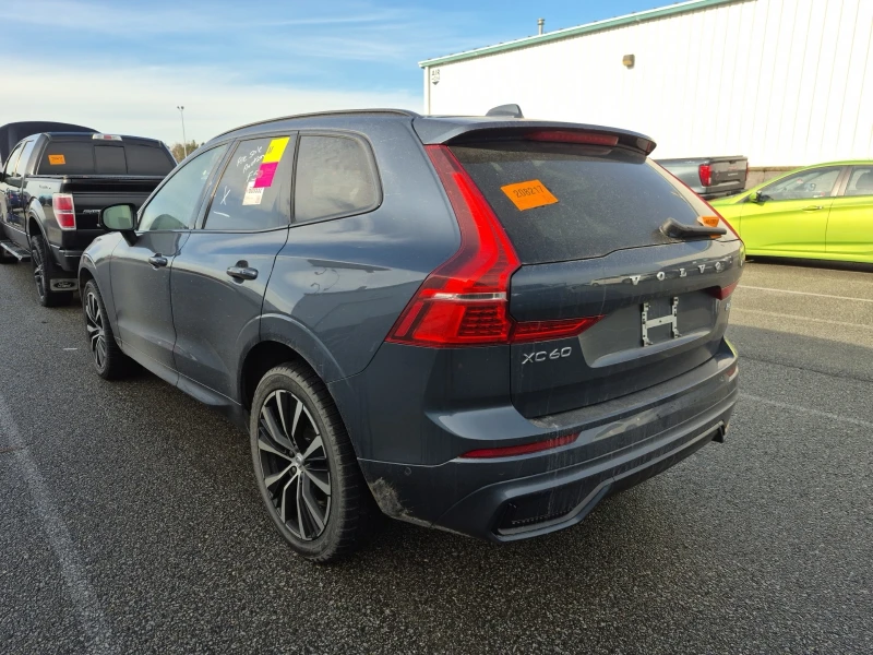 Volvo XC60 2.0L| CARFAX| HARMAN KARDON| 2 KEYS| PANO| | , снимка 4 - Автомобили и джипове - 53372316