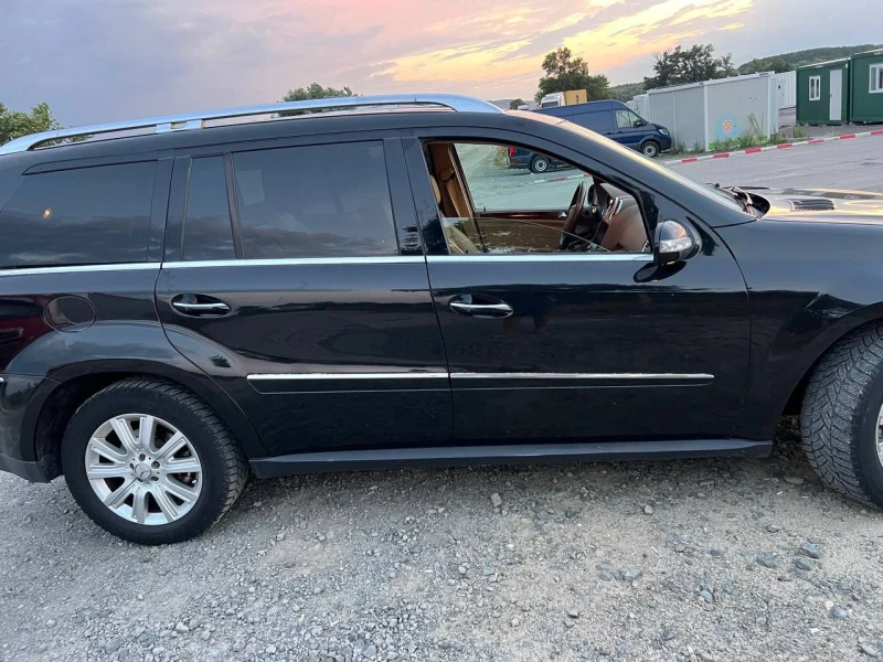 Mercedes-Benz GL 320 CDI, снимка 5 - Автомобили и джипове - 53390652