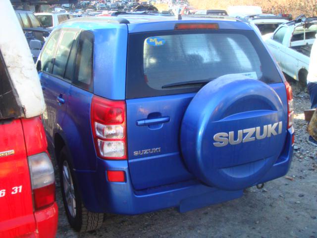 Suzuki Grand vitara 2.0 16V, снимка 3 - Автомобили и джипове - 25794411