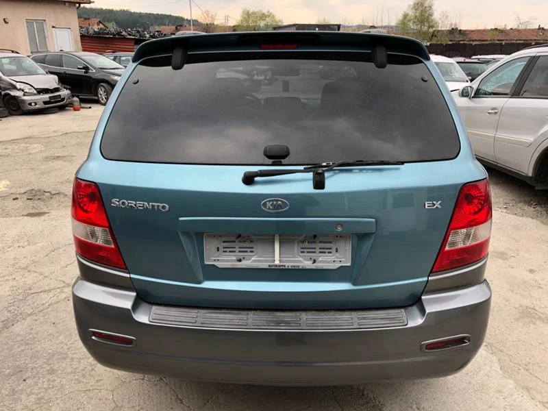 Kia Sorento 2.5crdi НА ЧАСТИ, снимка 5 - Автомобили и джипове - 25082416