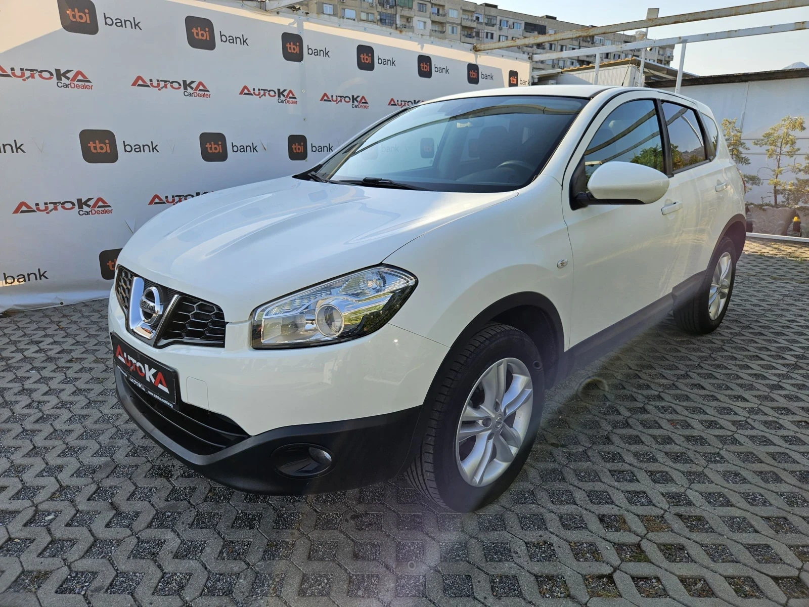 Nissan Qashqai 1.5DCI-110кс= 6СКОРОСТИ= FACELIFT= АВТОПИЛОТ  - изображение 6