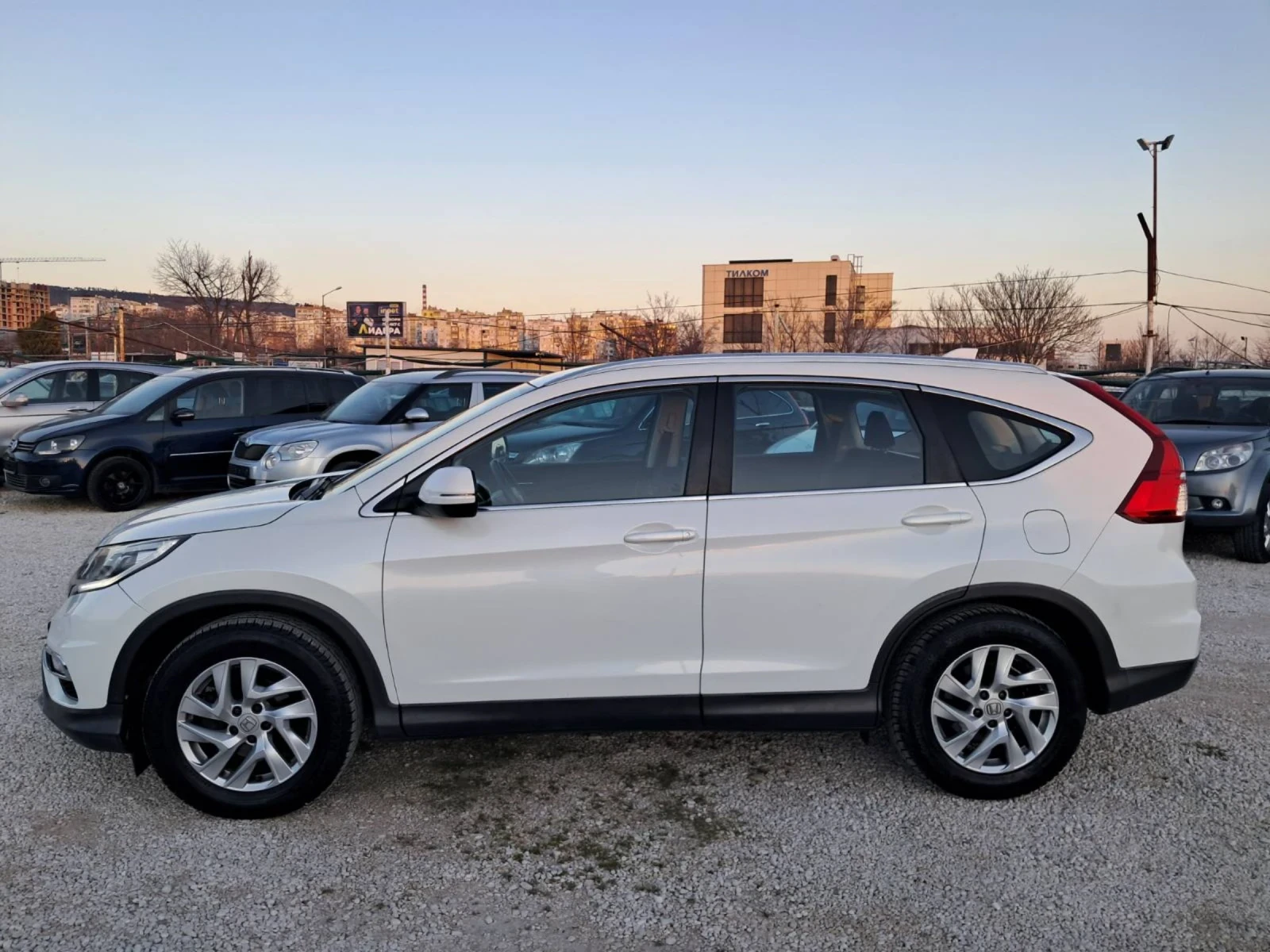 Honda Cr-v 1.6CDTI 81000km, снимка 8 - Автомобили и джипове - 53812228