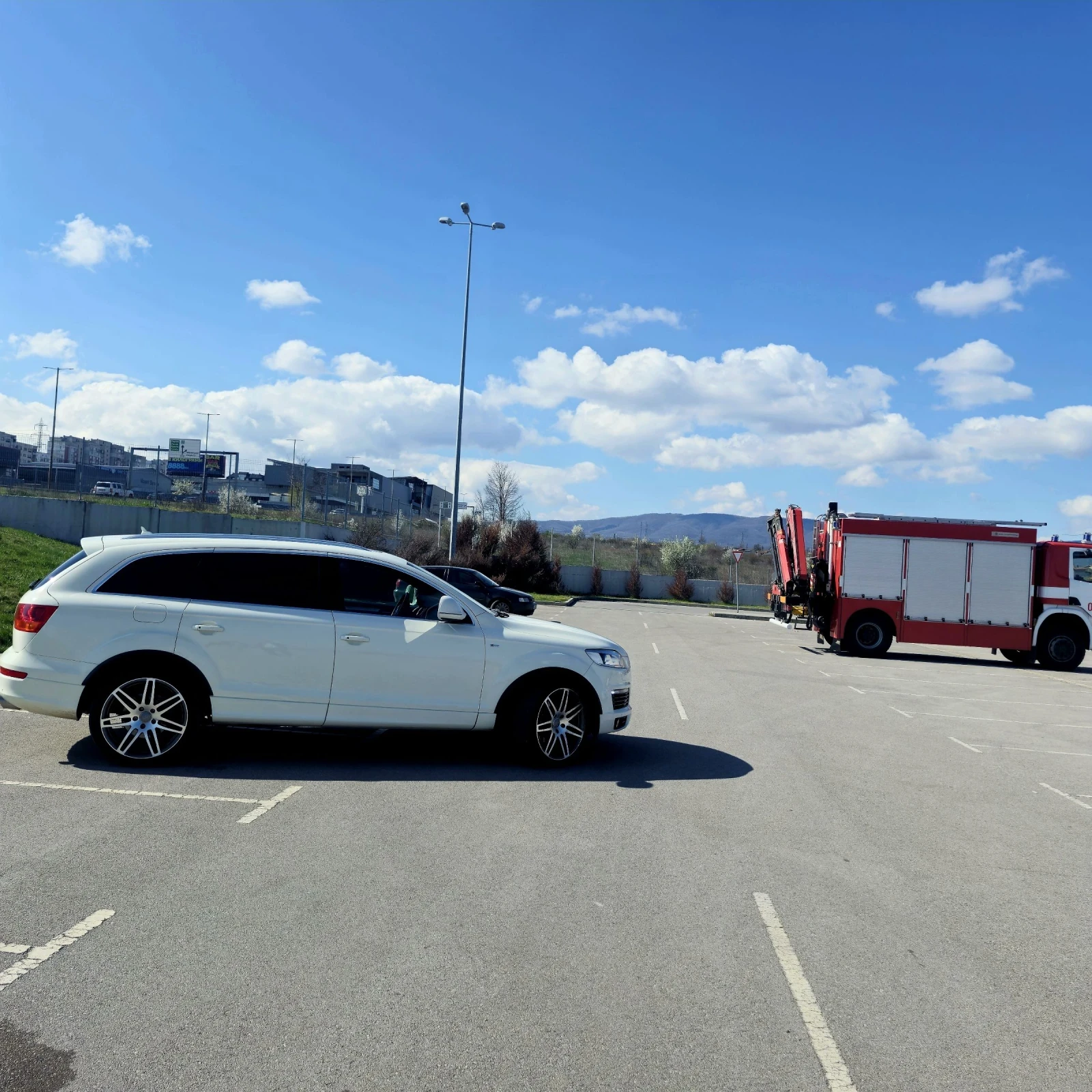 Audi Q7 3.0 TDI V6 S-Line, снимка 3 - Автомобили и джипове - 54160806