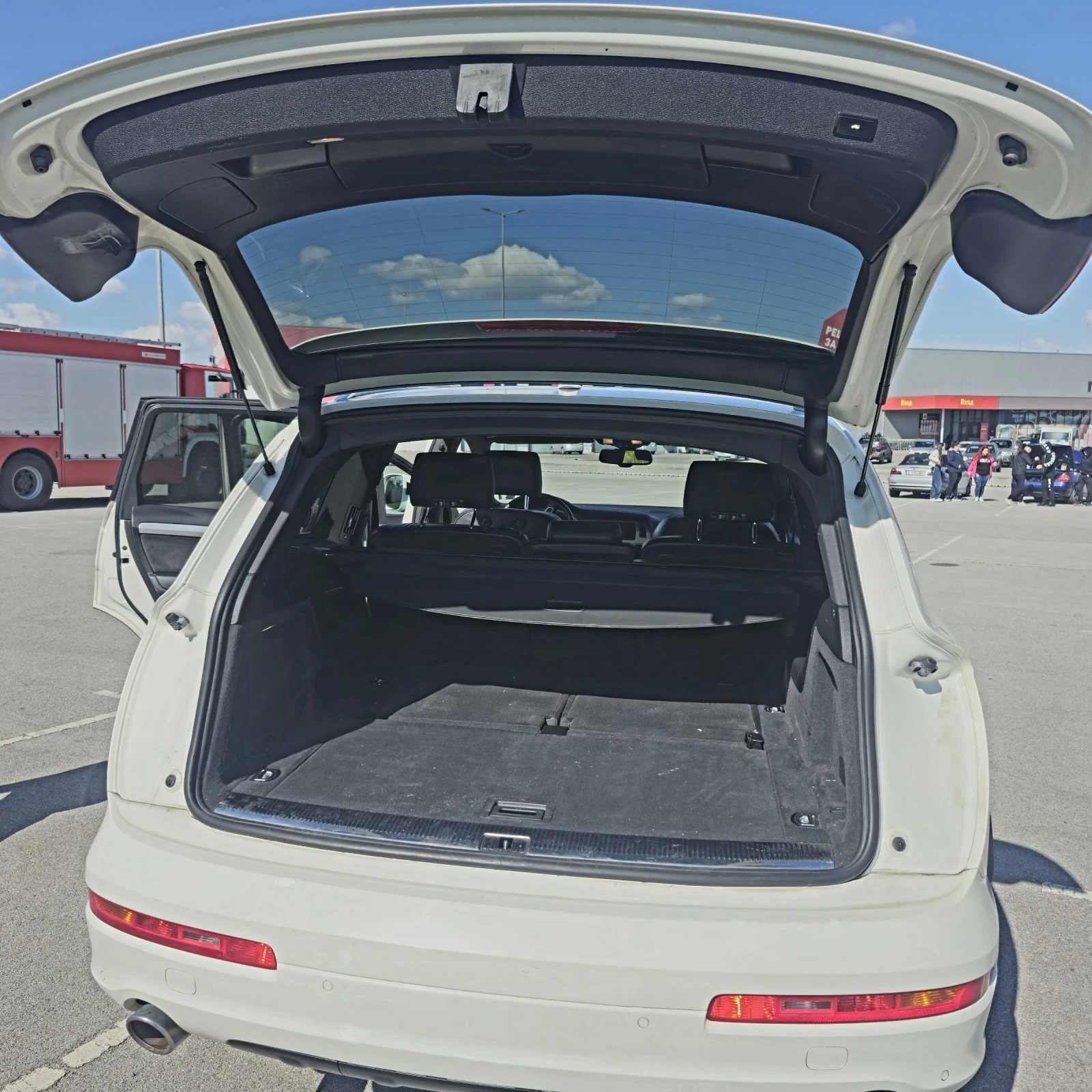 Audi Q7 3.0 TDI V6 S-Line, снимка 11 - Автомобили и джипове - 54160806