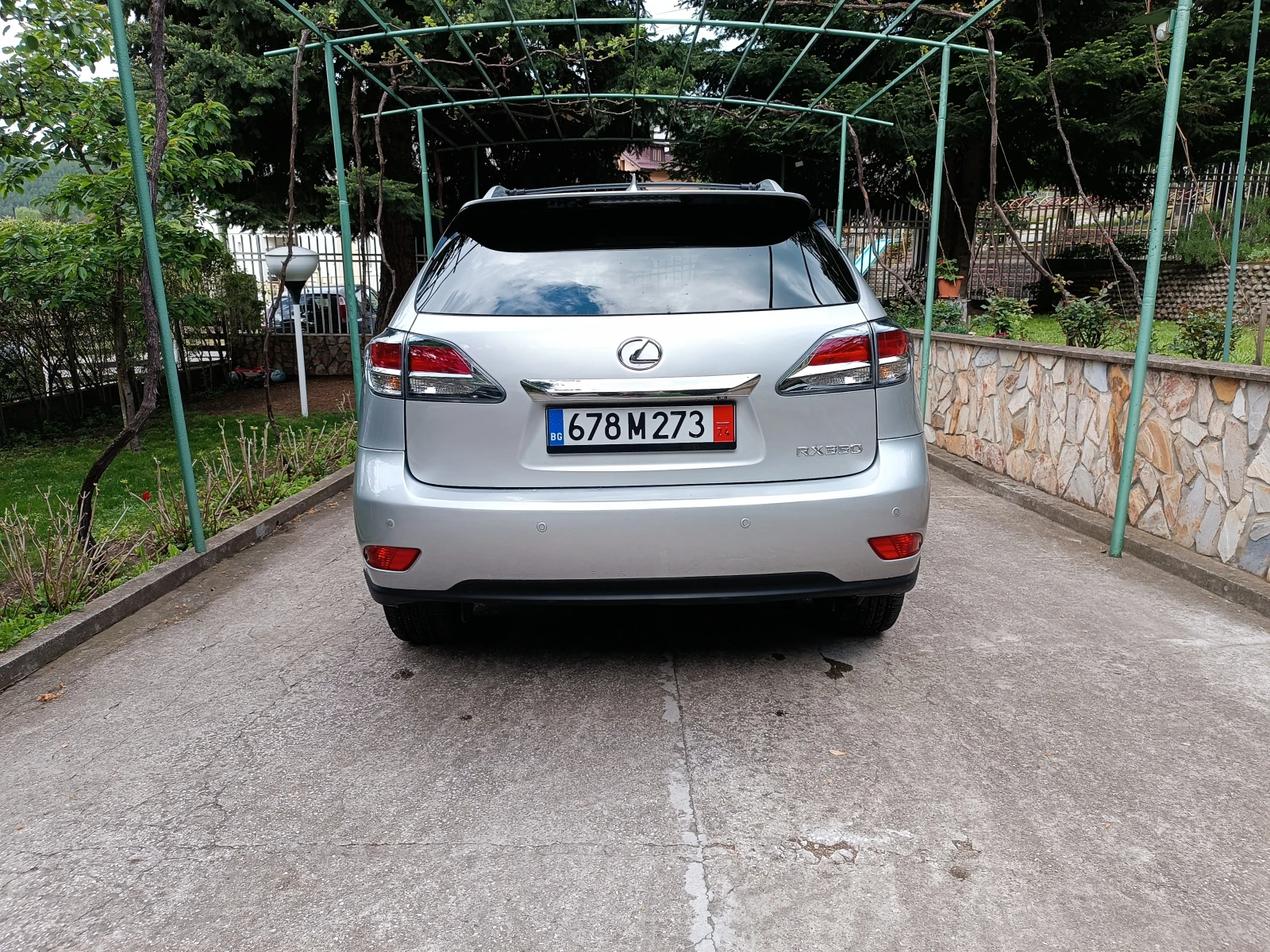 Lexus RX 350 F-Sport | CARFAX | Реален пробег, снимка 3 - Автомобили и джипове - 54443749