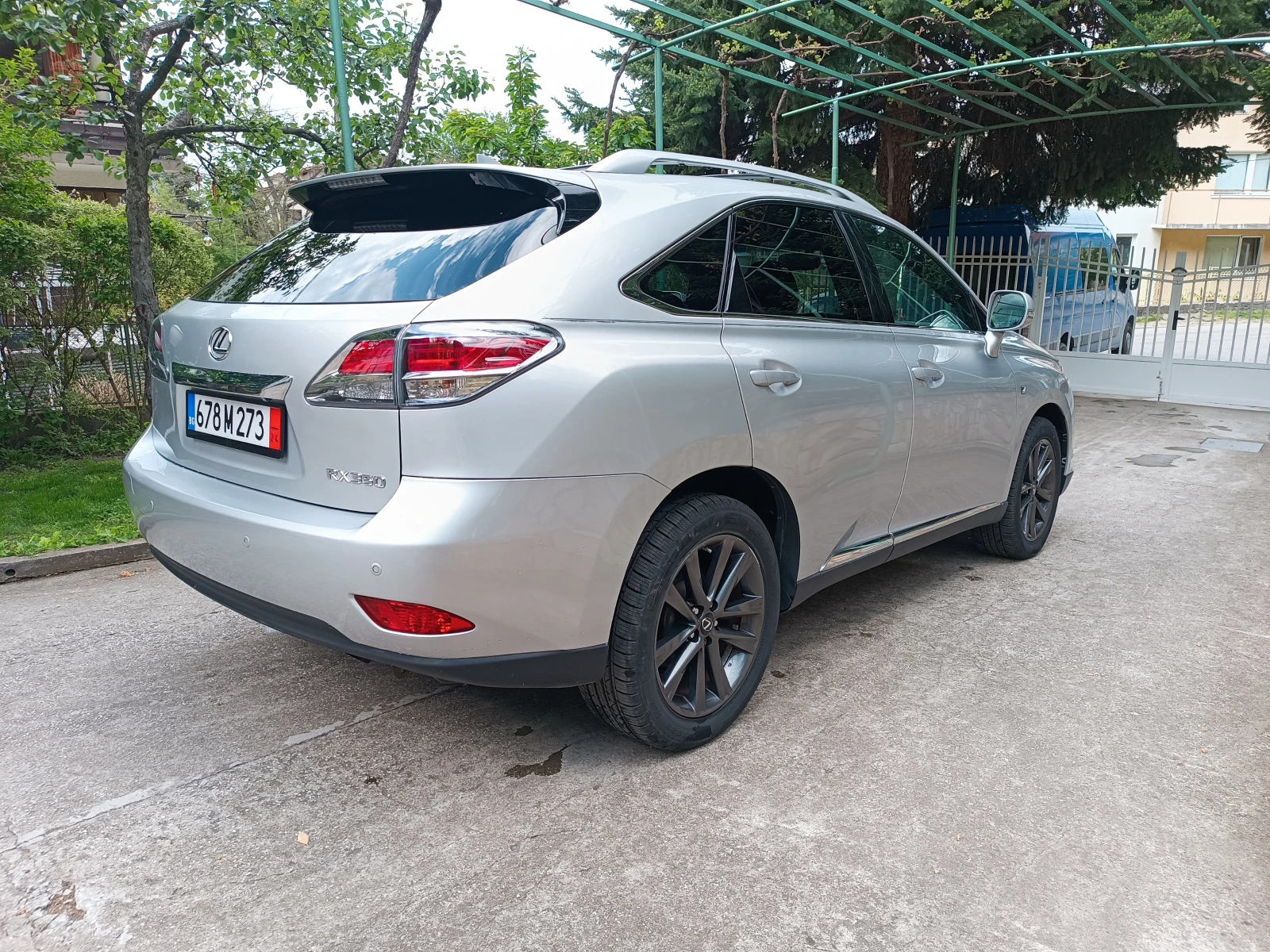 Lexus RX 350 F-Sport | CARFAX | Реален пробег, снимка 4 - Автомобили и джипове - 54443749