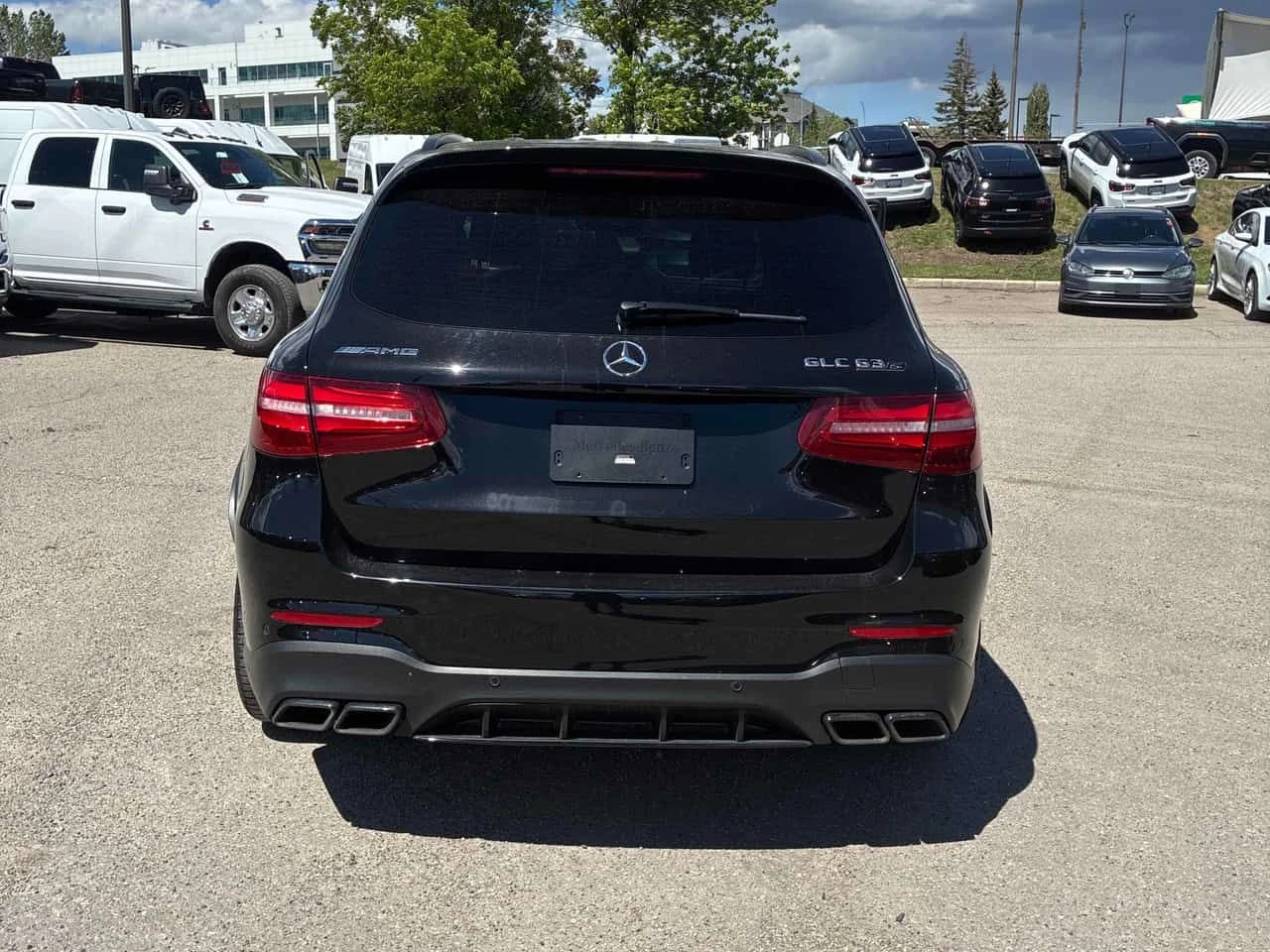 Mercedes-Benz GLC 63 AMG ДИСТРОНИК * 360 * BURMESTER * PANO * ПОДГРЕВИ, снимка 4 - Автомобили и джипове - 54884942