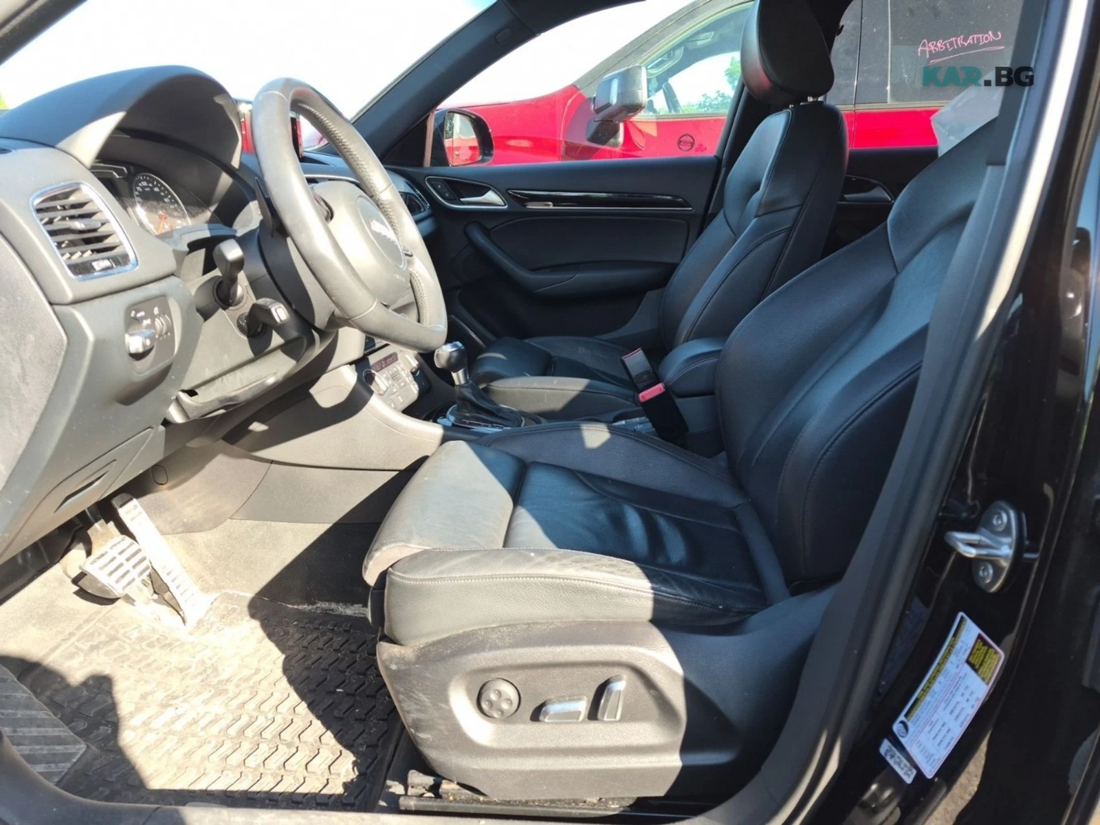 Audi Q3 Technik * АвтоКредит * (ЦЕНА ДО БГ), снимка 7 - Автомобили и джипове - 55107473