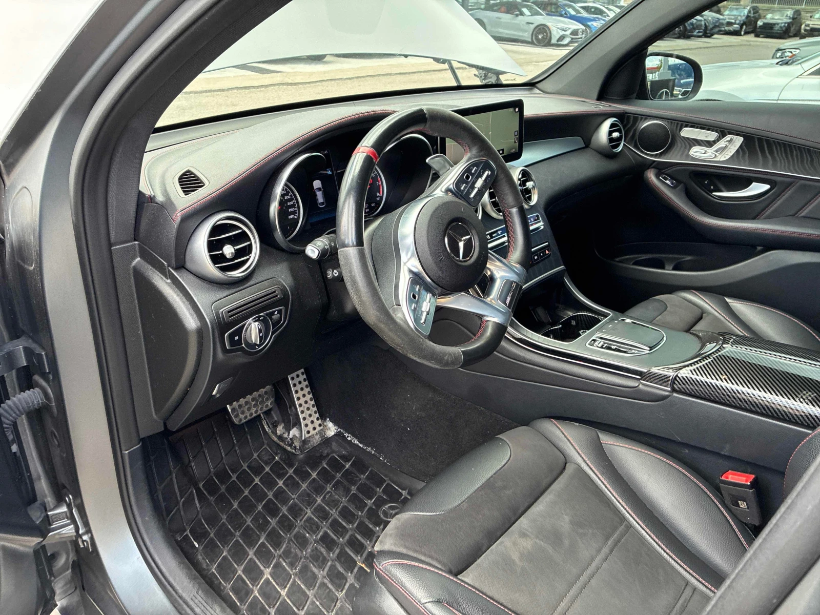 Mercedes-Benz GLC 43 AMG * АВТОКРЕДИТ БЕЗ ПЪРВОНАЧАЛНА ВНОСКА* , снимка 5 - Автомобили и джипове - 55851183