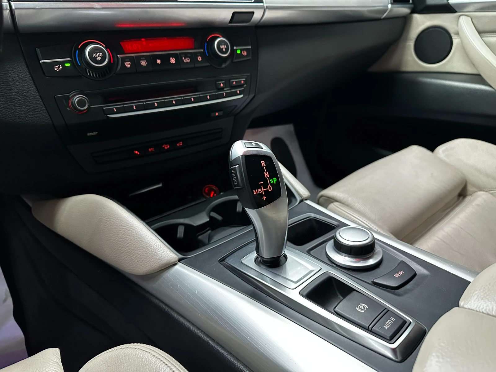 BMW X6 XDrive 35d, снимка 11 - Автомобили и джипове - 55990724