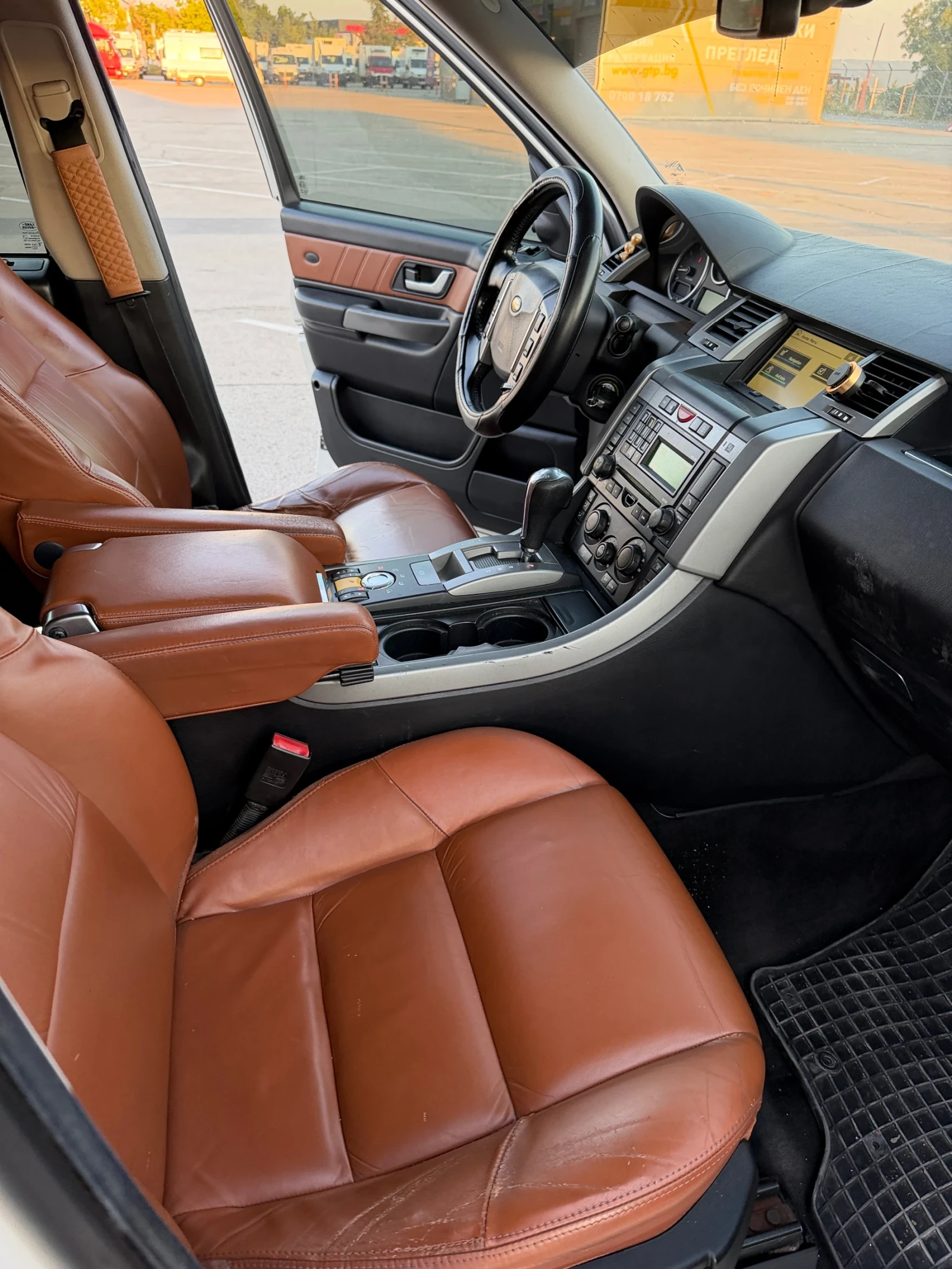 Land Rover Range Rover Sport Бартер лизинг, снимка 10 - Автомобили и джипове - 56204898
