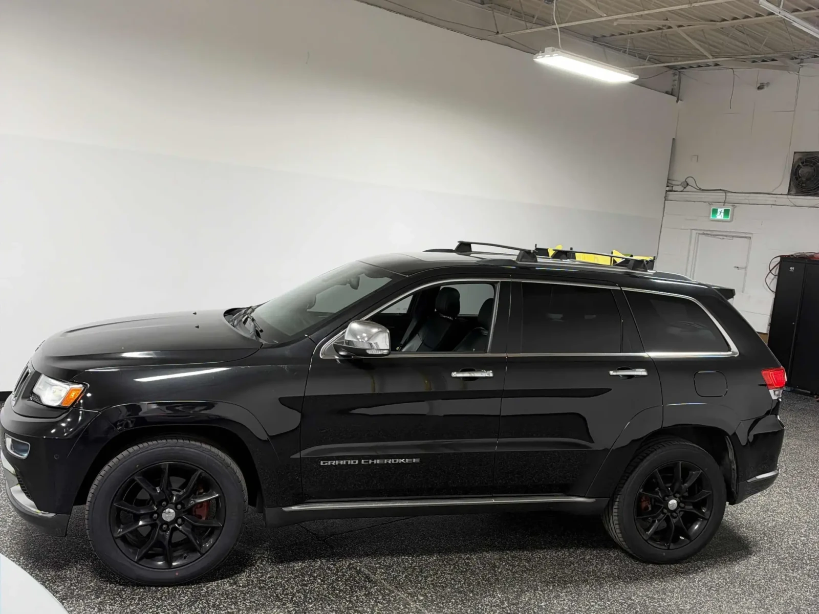 Jeep Grand cherokee Summit 6cyl, снимка 2 - Автомобили и джипове - 56713172