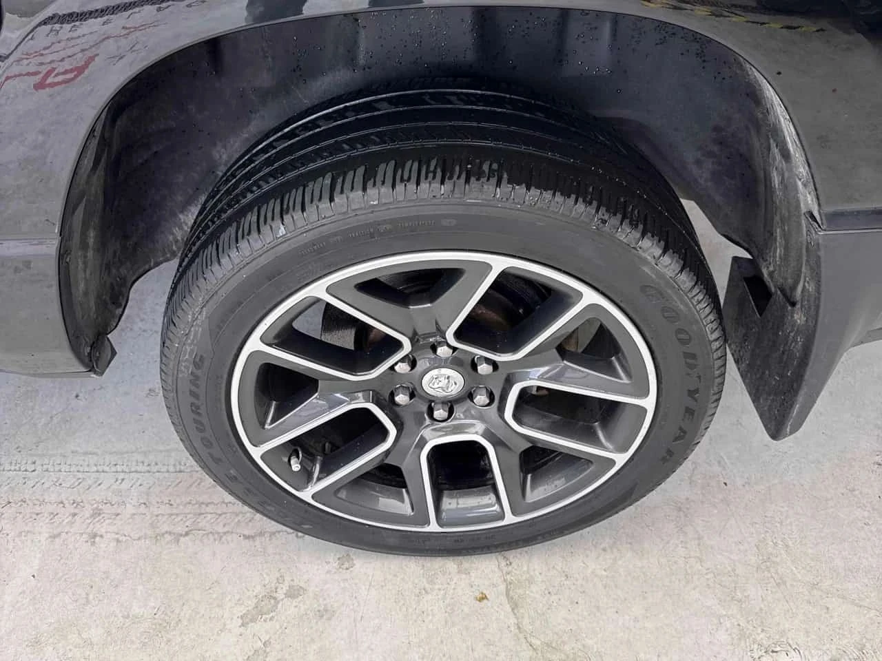 Dodge RAM 1500, снимка 7 - Автомобили и джипове - 56732054