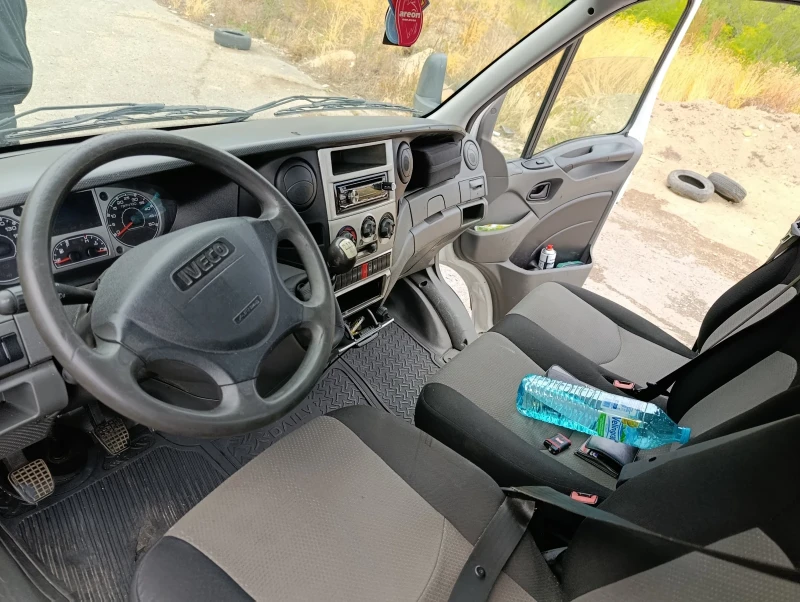 Iveco 35c18 3.0 180 коня 6 скорости 267000 км, снимка 11 - Бусове и автобуси - 51484935
