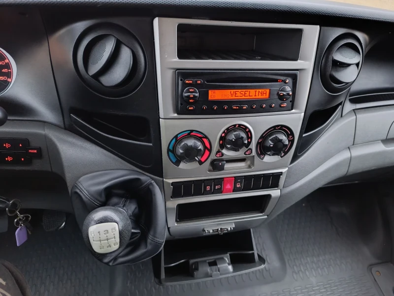 Iveco 35c15 3.0 БОРД N1, снимка 9 - Бусове и автобуси - 52712096