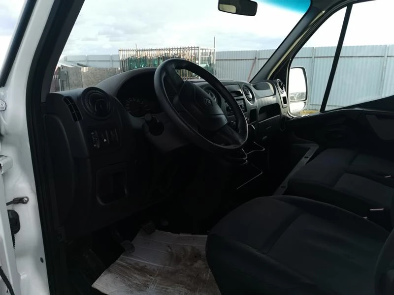 Renault Master 2.3DCI, снимка 5 - Бусове и автобуси - 47183774