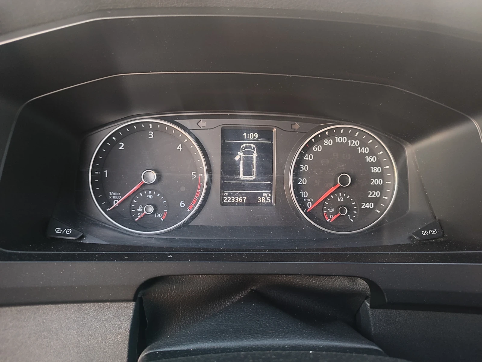 VW Caravelle 2.0TDI/150hp/AUTOMATIC/NAVIGATION  | Mobile.bg   12