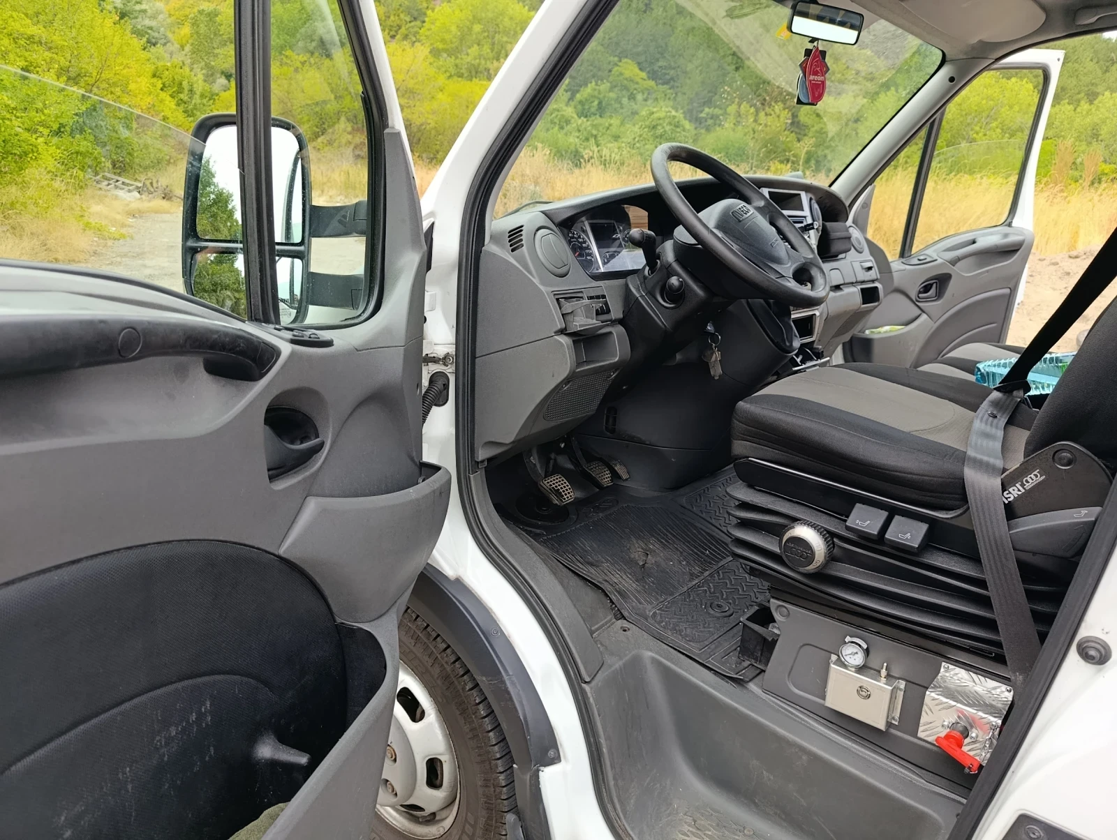 Iveco 35c18 3.0 180 ���� 6 �������� 267000 �� | Mobile.bg � ����������� 12