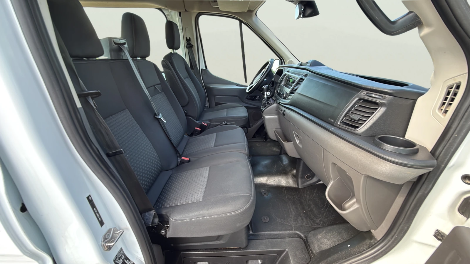 Ford Transit 2.0 EcoBlue, снимка 11 - Бусове и автобуси - 55806655
