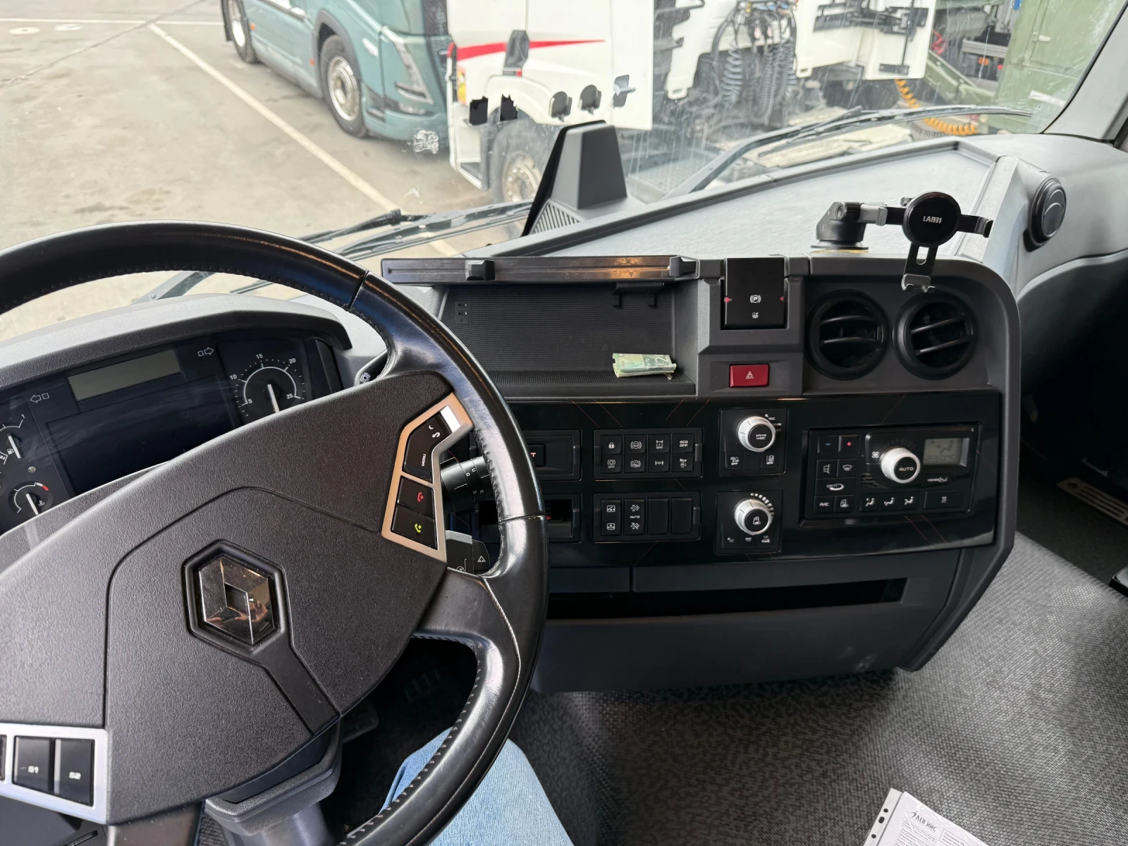 Renault T 480, снимка 8 - Камиони - 56229991