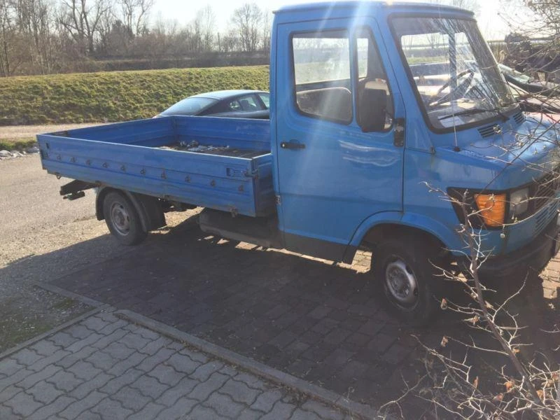 Светлини за Mercedes-Benz Sprinter 209, снимка 1 - Части - 49501908