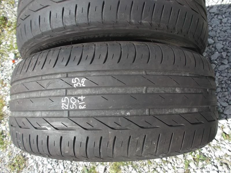 Гуми Летни 225/50R17, снимка 2 - Гуми и джанти - 21377271