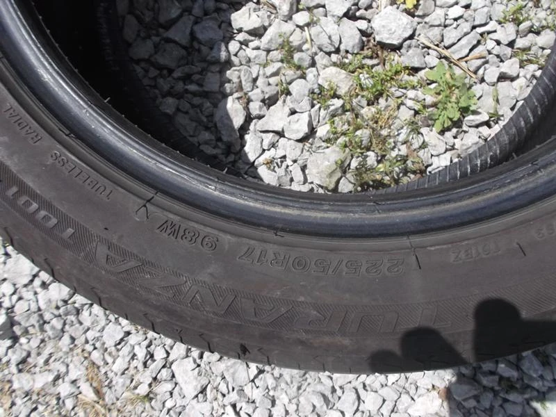 Гуми Летни 225/50R17, снимка 5 - Гуми и джанти - 21377271