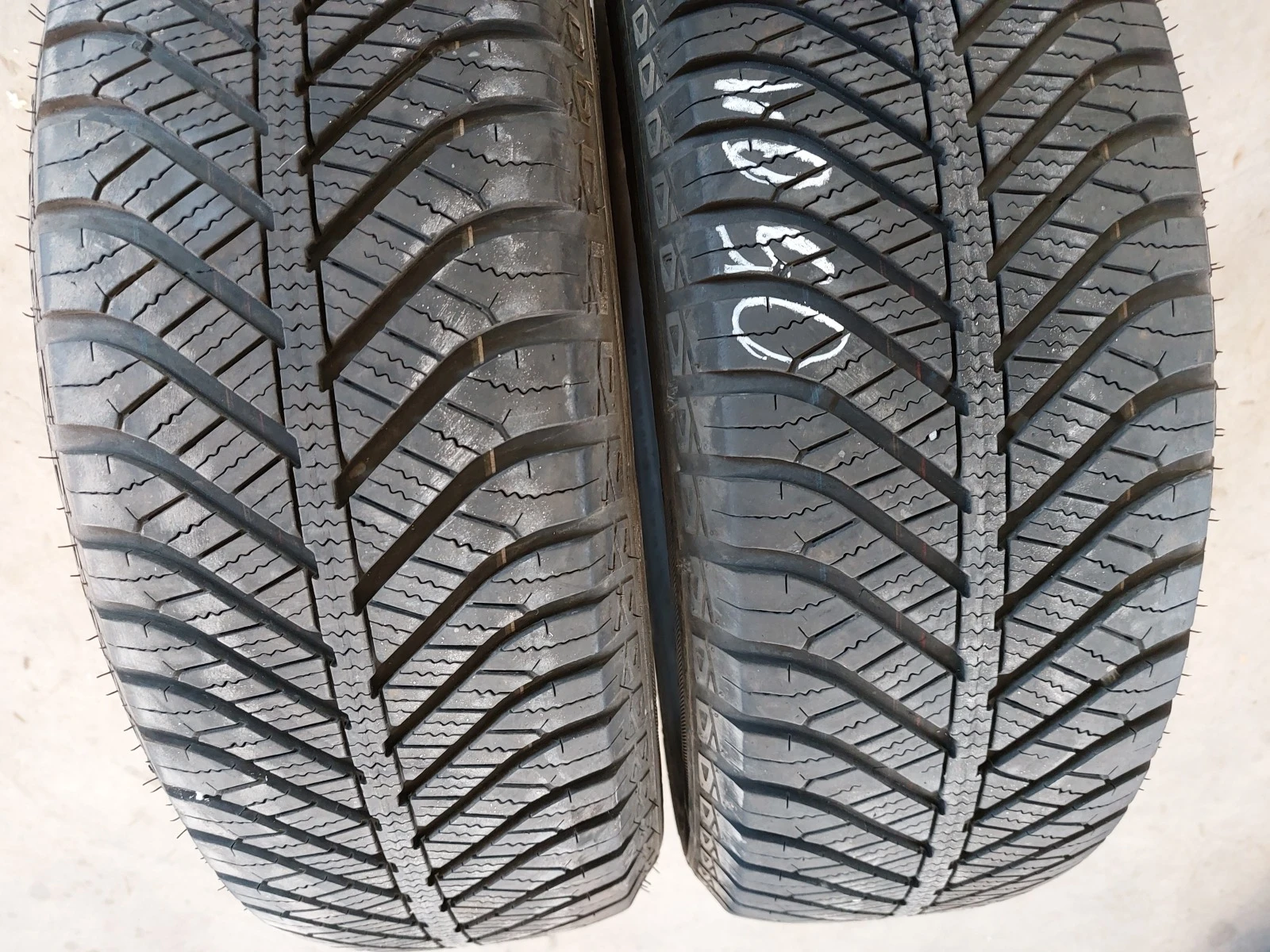  215/60R17 | Mobile.bg   3