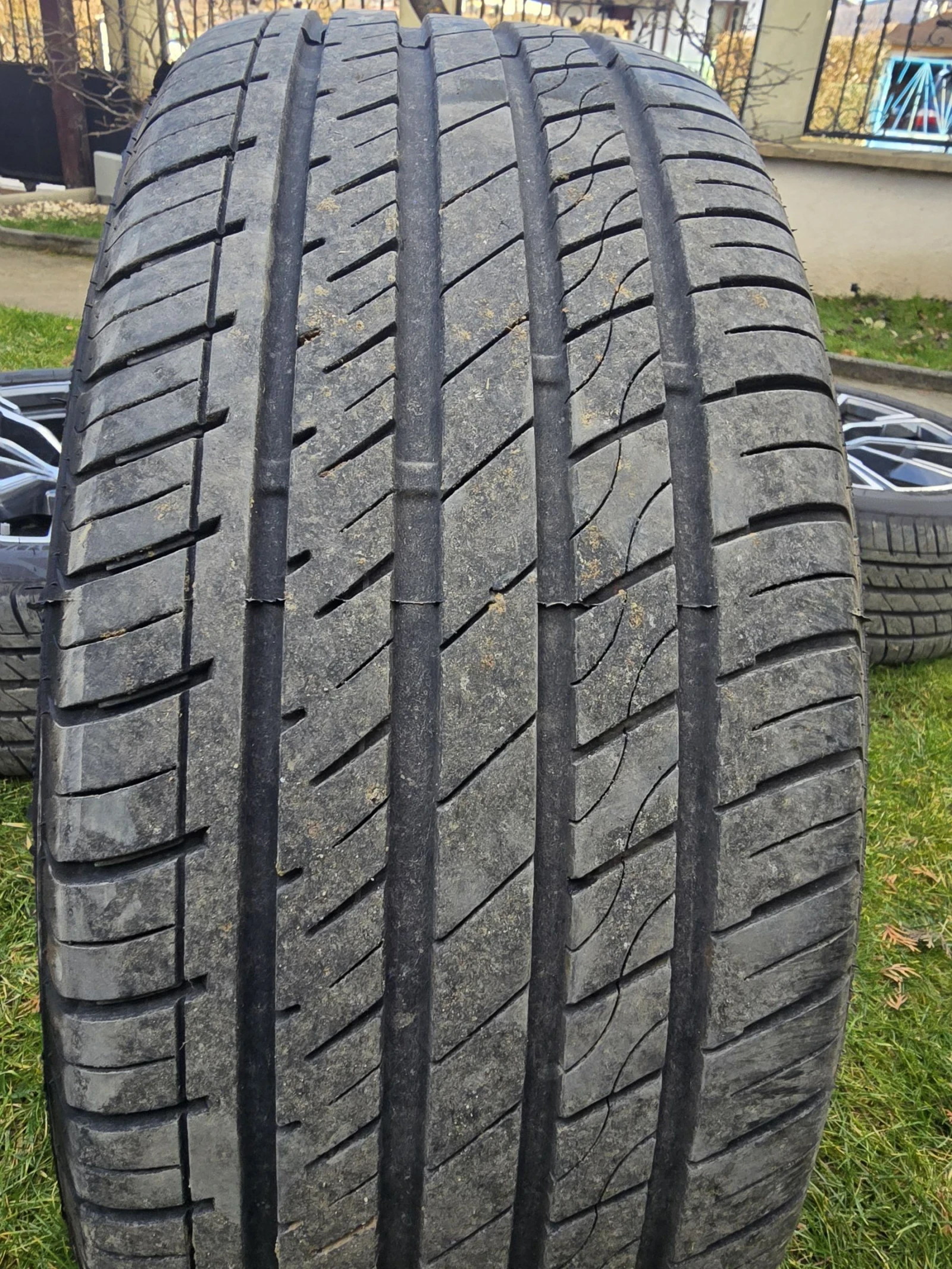 ���� 275/45R20 | Mobile.bg � ����������� 1