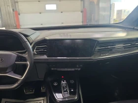 Audi Q4 E-TRON PREMIUM PLUS * HUD* 360* * CARFAX * , снимка 12