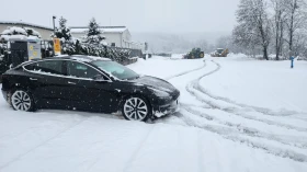 Tesla Model 3 Long Range, снимка 1