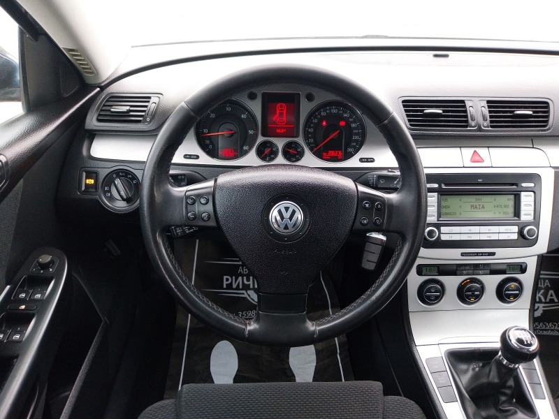 VW Passat 2.0 TDI, снимка 15 - Автомобили и джипове - 45479337