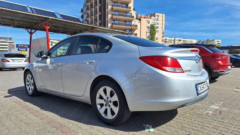 Opel Insignia, снимка 5 - Автомобили и джипове - 47522635