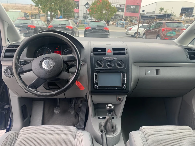 VW Touran 1.9 TDI 101 KC Нов Внос Германиа, снимка 7 - Автомобили и джипове - 47925483