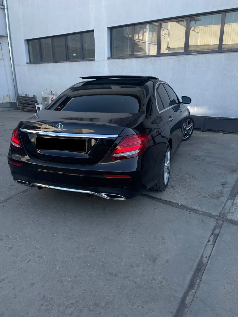 Mercedes-Benz E 350 Mercedes-Benz E 350 9G-TRONIC/МАСАЖ/BURMESTER/360C, снимка 5 - Автомобили и джипове - 48844102