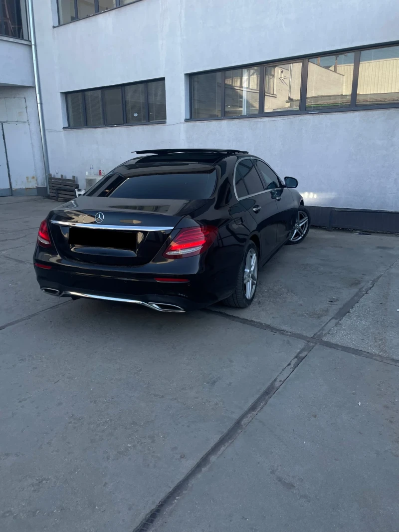 Mercedes-Benz E 350 Mercedes-Benz E 350 9G-TRONIC/МАСАЖ/BURMESTER/360C, снимка 4 - Автомобили и джипове - 48844102